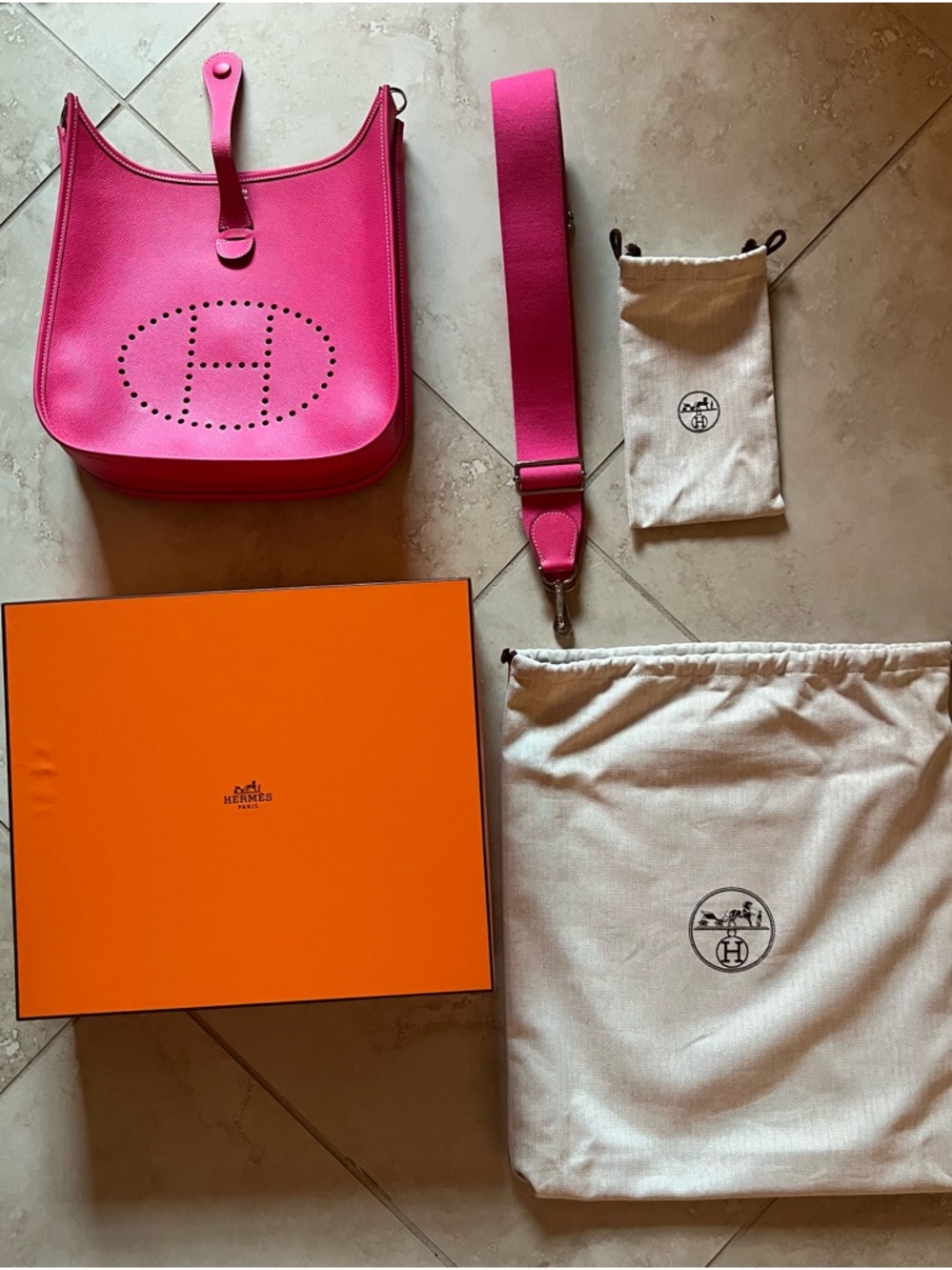 Hermès Evelyne Bag Gen III Epsom PM Pink